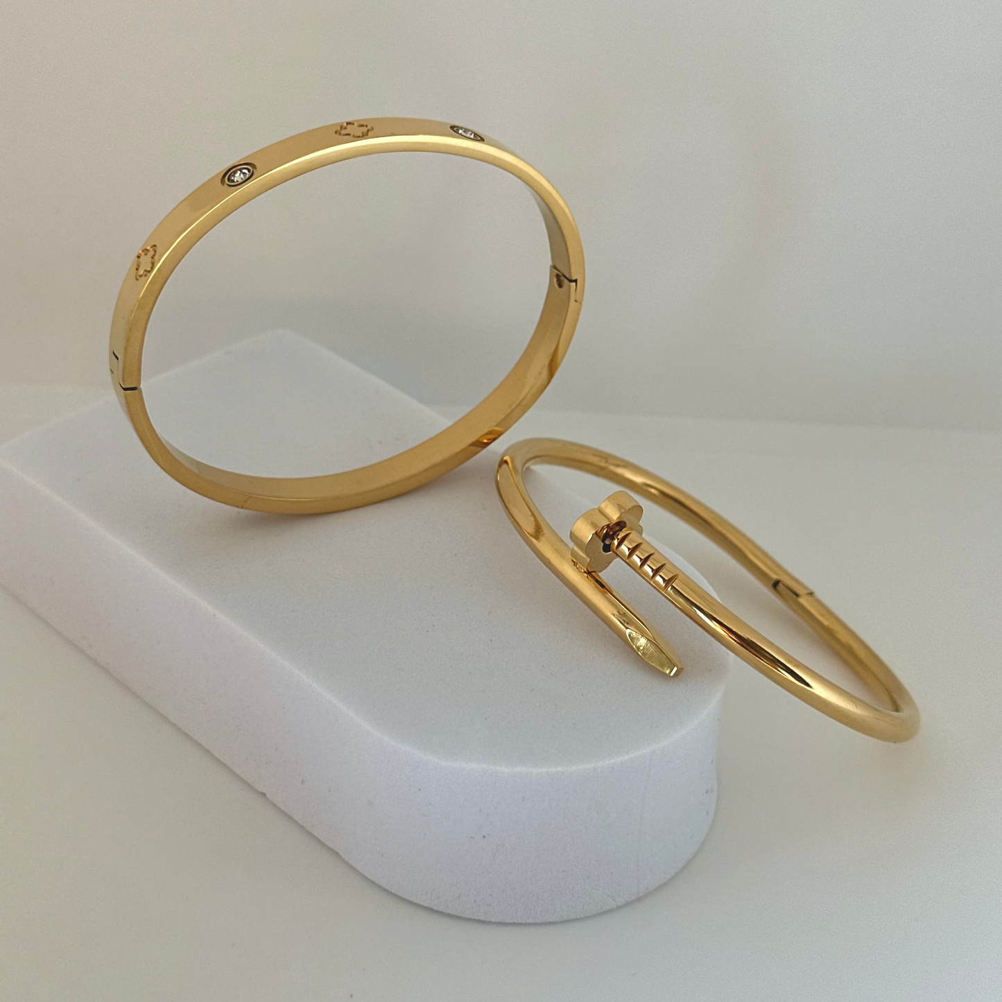 Clover Bangle Set